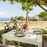 Residenza Al Pesce D'oro Bed & Breakfast 4*