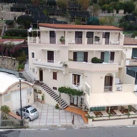 Residenza Al Pesce D'oro 住宿加早餐酒店 阿马尔菲