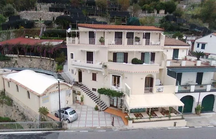 Residenza Al Pesce D'oro 住宿加早餐酒店 阿马尔菲