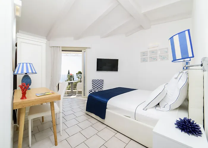 Residenza Al Pesce D'oro 住宿加早餐酒店 4*