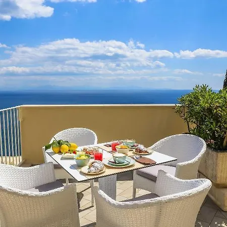 Residenza Al Pesce D'oro 4* أمالفي