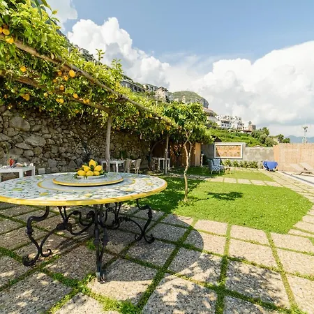 Residenza Al Pesce D'oro לינה וארוחת בוקר אמאלפי