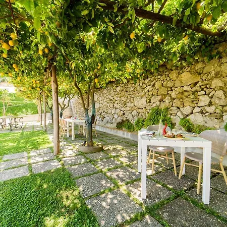 Residenza Al Pesce D'oro 2* אמאלפי