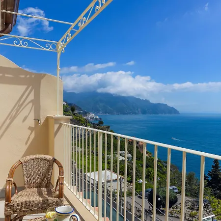 Bed & Breakfast Residenza Al Pesce D'oro 4*