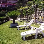 Oda ve Kahvaltı Residenza Al Pesce D'oro Amalfi