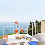 Oda ve Kahvaltı Residenza Al Pesce D'oro 4*